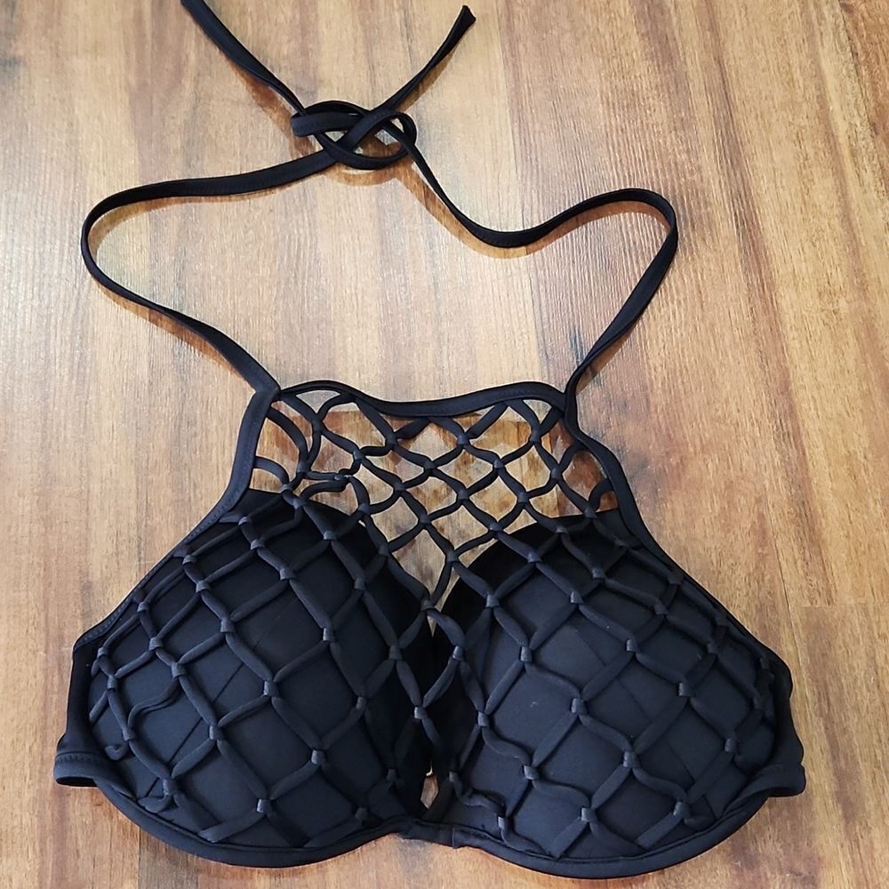 EUC Black Shade&Shore Cage Bikini Set - Picture 2 of 6
